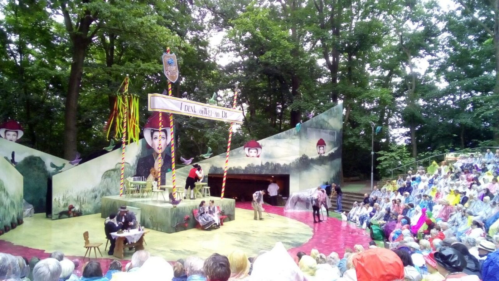 Schwarzwaldmädel.jpg